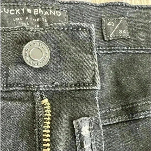 Lucky Brand Men’s 410 Athletic Straight Fit Straight Leg Jeans Black Size 40X34 - Picture 4 of 7